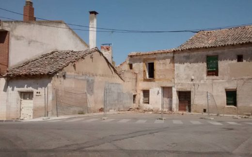 Demolición de viviendas antiguas