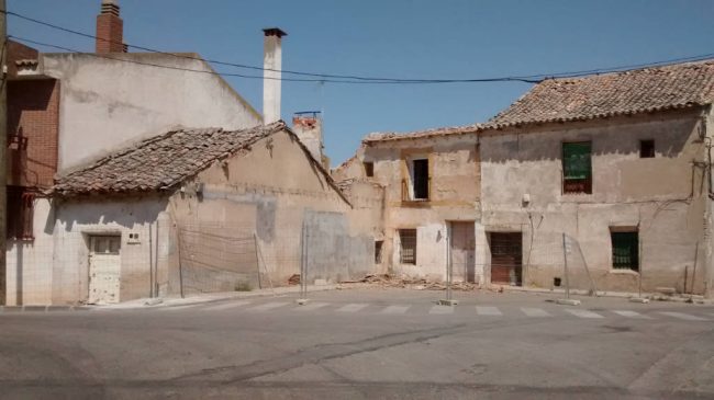Demolición de viviendas antiguas